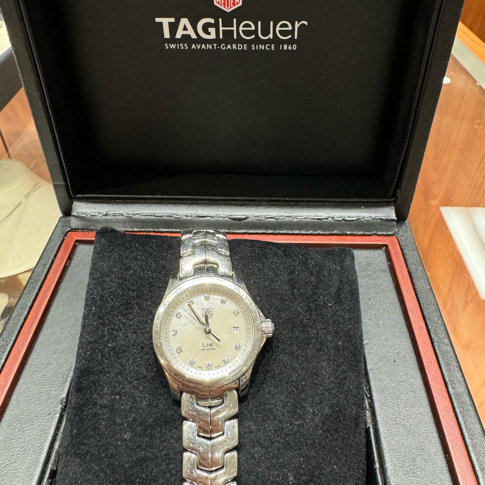 Tag Heuer Link Ladies Watch/ diamond and mother of pearl face
